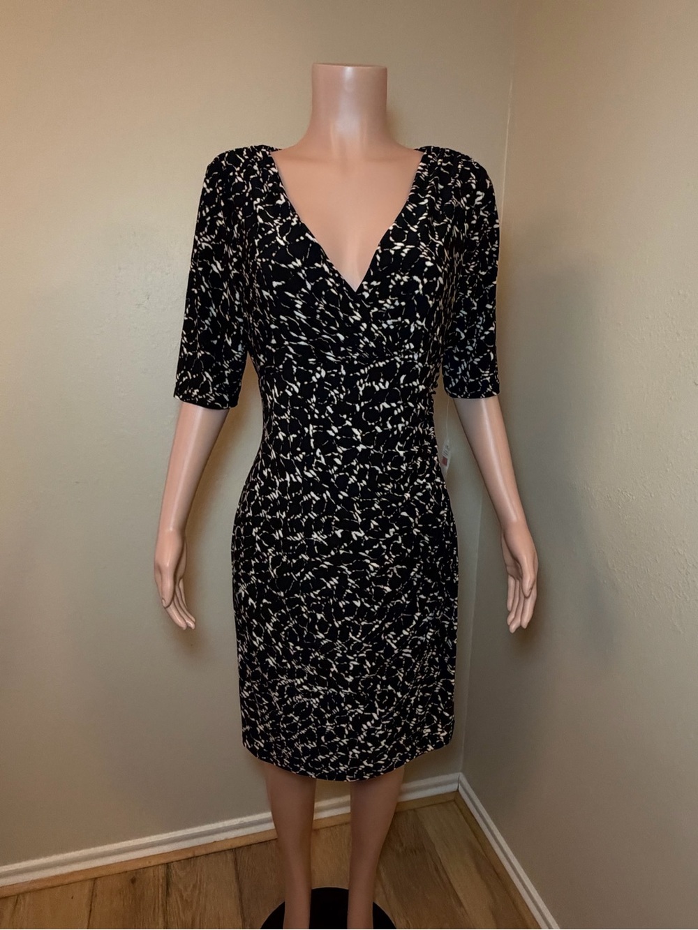 Ralph Lauren Black and Cream V-Neck Sheath Dress